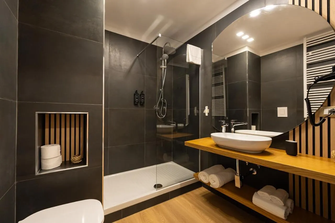 Toledo Relais Suites - By Pera Rooms Collection Naples Italy